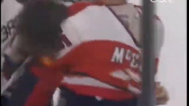 Bob Probert vs Sandy McCarthy Round 2 смотреть онлайн