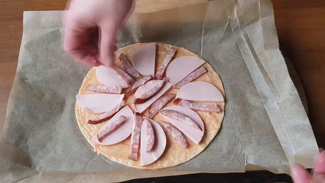 Тортилла Пицца-Готовить еду быстро и вкусно смотреть онлайн
