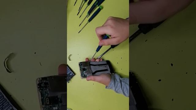 Разбор телефона сяоми. смотреть онлайн