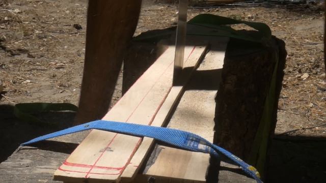 Building a Guitar in The Forest смотреть онлайн