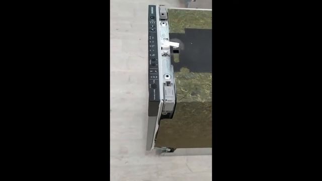 Встраиваемая посудомоечная машина 45 см SIEMENS SR615X72NR смотреть онлайн