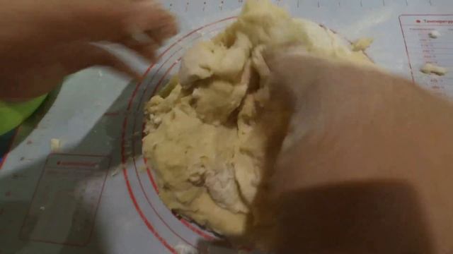 Коржики на кефире. ВКУСНО, ПРОСТО и НЕДОРОГО. смотреть онлайн