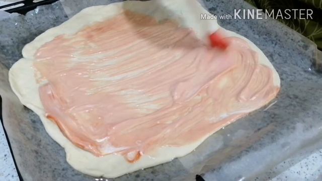 Приготовление пиццы в духовке с томатами и с/к колбасы смотреть онлайн