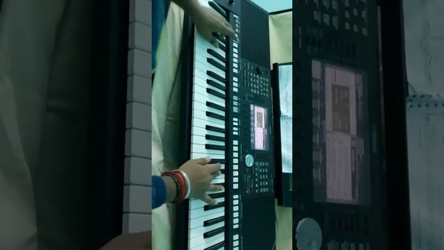How to play the arrival of the queen of Sheba in keyboard by keyboard melodies👍 смотреть онлайн
