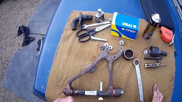Как заменил сайлентблоки верхнего рычага фирмы ТРЕК. Нива. How to replace the upper arm bushings. смотреть онлайн