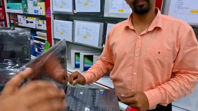 GAMING LAPTOP & MACBOOK LATEST PRICE DUBAI | SEVEN WONDERS DUBAI смотреть онлайн