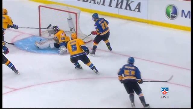 Суперсэйв Эдуарда Насыбуллина / Nasybullin huge stick save смотреть онлайн