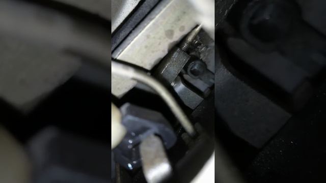 Плохо открывается дверь на шевроле ниве смотреть онлайн