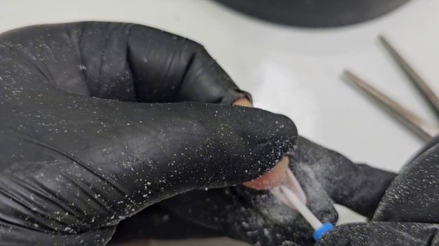 наращивание ногтей Верхние формы под кутикулу смотреть онлайн