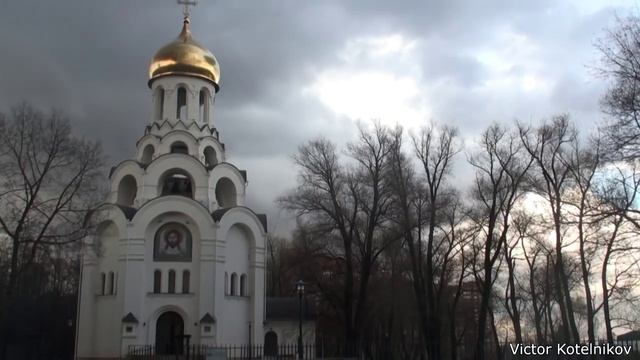 Колокольные звоны в храме мученика Виктора в Котельниках смотреть онлайн