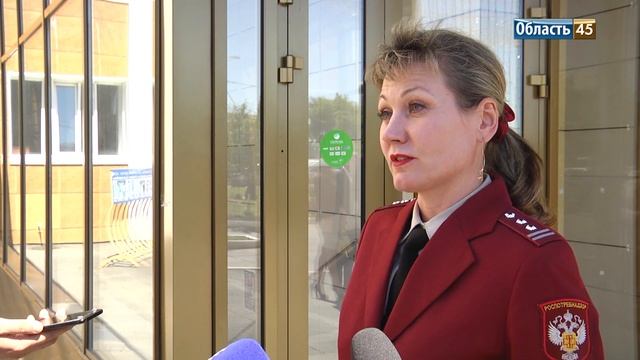 В курганских фитнес-центрах дезинфицируют тренажёры смотреть онлайн