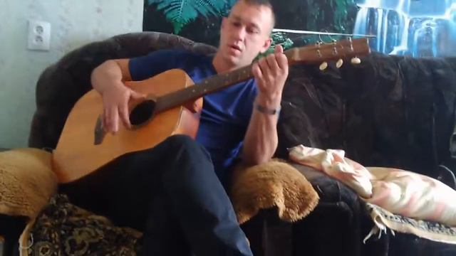 Пацан чётко поёт под гитару смотреть онлайн