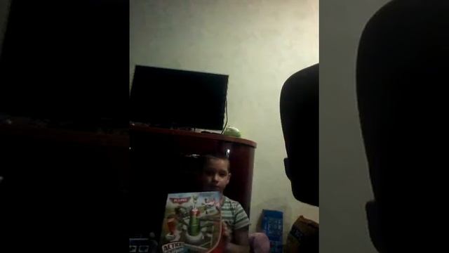 РАСПАКОВКА ПОДАРКОВ СО ДНЯ РОЖДЕНИЯ МЛАДШЕГО БРАТА смотреть онлайн