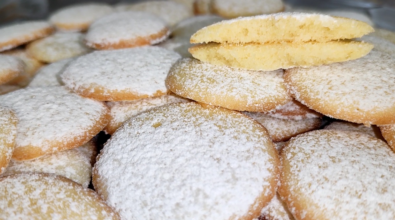 Нежное ПЕЧЕНЬЕ тающее во рту Рецепт МОМЕНТАЛЬНОЙ домашней ВЫПЕЧКИ к чаю на скорую руку. смотреть онлайн