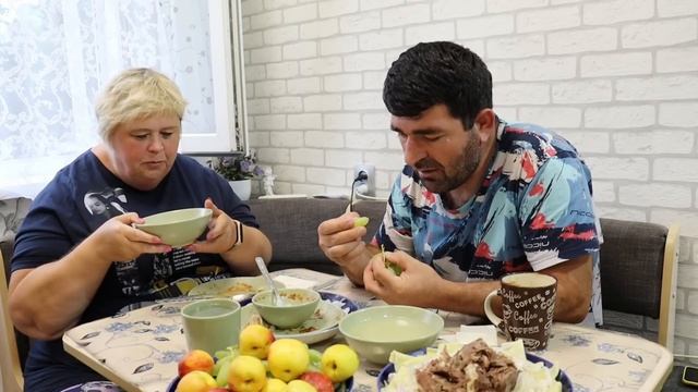 Мукбанг . Приготовили и едим вкусное блюдо. Вспоминаем детство. смотреть онлайн