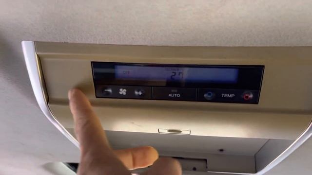 MỞ CỬA CHỈ CẦN ẤN BẰNG CHÌA / xe gần 2 tỷ giờ = hơn 300 triệu là thật смотреть онлайн