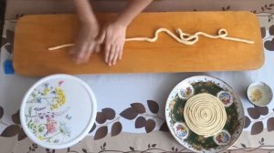 Лапша для лагмана в домашних условиях ! Тесто для лагмана! Как приготовить лапшу для лагмана самому