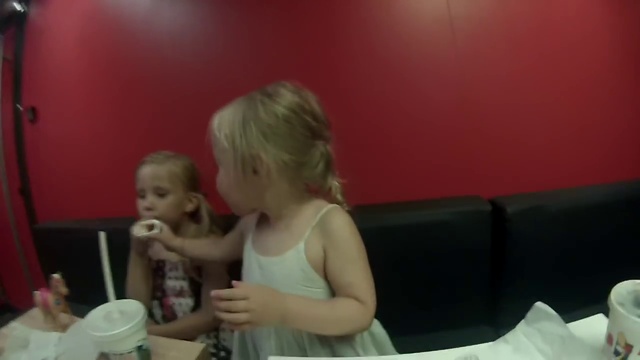 Хеппи мил с Барби в макдоналдсе, Skylanders ¦ Happy Mill With Barbie At McDonald's, Skylanders
