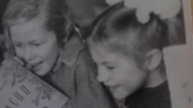 Одноклассницы мои одноклассники авт. исп. Владимир Цветаев , автор видео Надежда Тихонова смотреть онлайн