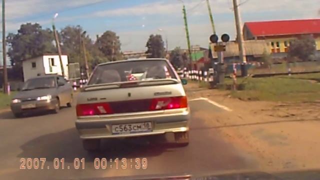 Видеорегистратор P7000 HD 720.AVI смотреть онлайн