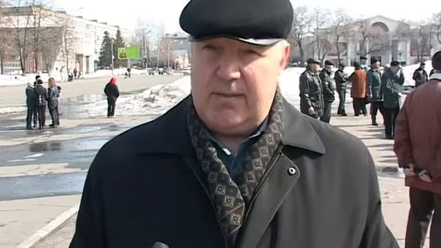 Коммунисты провели акцию. Апрель 2012 год. смотреть онлайн