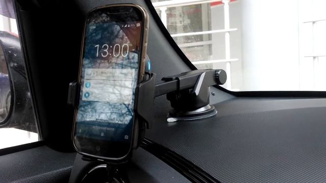 Автомобильная беспроводная зарядка C10 смотреть онлайн