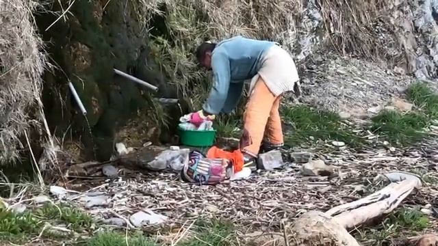 Неожиданно прямо сказать: постирушки у горы! смотреть онлайн