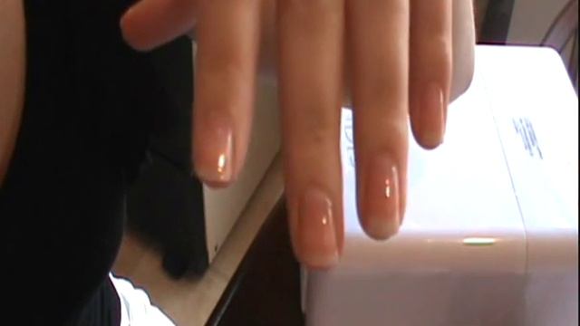 How To CND Shellac Manicure смотреть онлайн