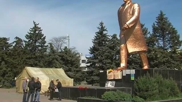 Ильичевск.памятник Ленину 22.04.2014 смотреть онлайн
