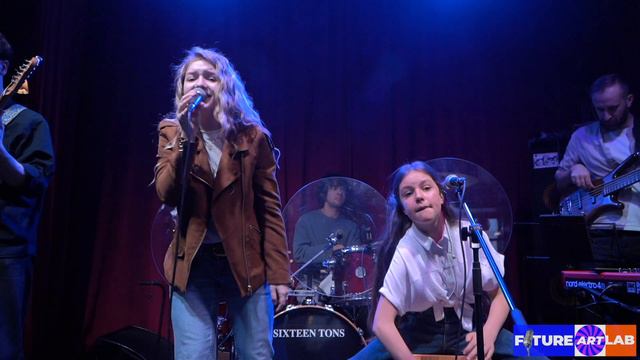 "Лететь", Амега, кавер, Дуэт "Серёжки" смотреть онлайн