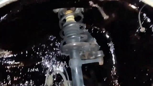 Лада Приора Устранил Течь в задних лодках багажника,заказал Ева полики, заменил стекла на фарах смотреть онлайн