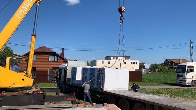 Доставка и разгрузка газоблока | Привезли газоблок для первого этажа смотреть онлайн