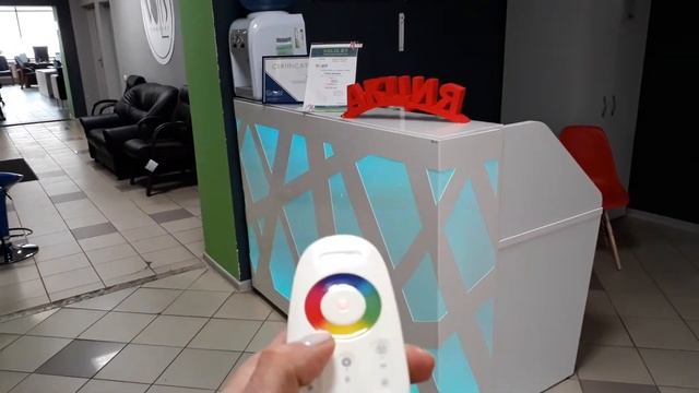 zig zag стойка ресепшн смотреть онлайн