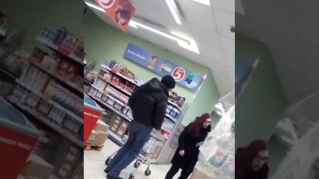 Обалдели от скидок смотреть онлайн