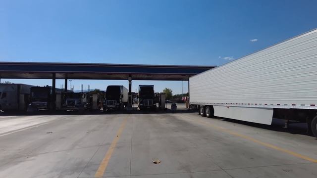 Покоряем штат Невада на грузовике. Русский титан в Дальнобоe В США ?? смотреть онлайн