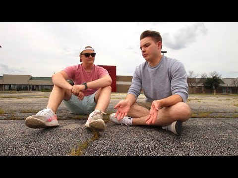 How Guitar Center Almost Ended Our Friendship... смотреть онлайн