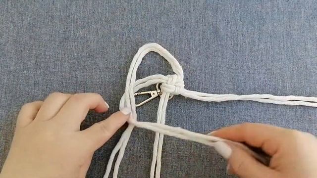 DIY Macrame Tutorial | Keyring | Брелок для ключей | Макраме для начинающих смотреть онлайн