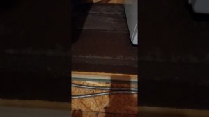 Как избавиться от сильной вибрации стиральной машины на деревянных полах.