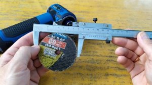 Мини УШМ ЗУБР АВ-76-22, обзор, на что способен этот инструмент ?