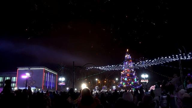 Комсомольск-на-Амуре. Новогодний салют. смотреть онлайн