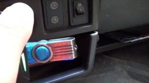 Обзор FM Трансмиттера за 10$ из Китая