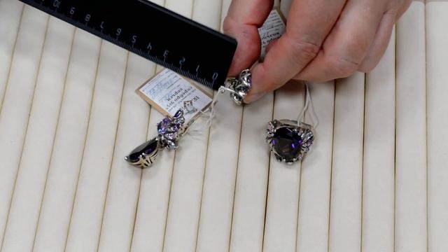 Аметист - цвет камня. Кольцо и серьги из серебра. Завод Вега, Циркон. смотреть онлайн
