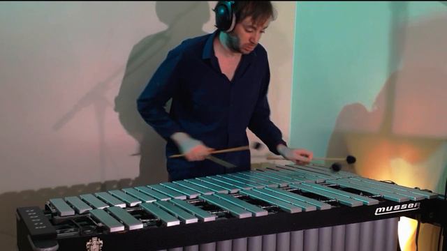 In Your Own Sweet Way, arr Thomas Chabalier смотреть онлайн