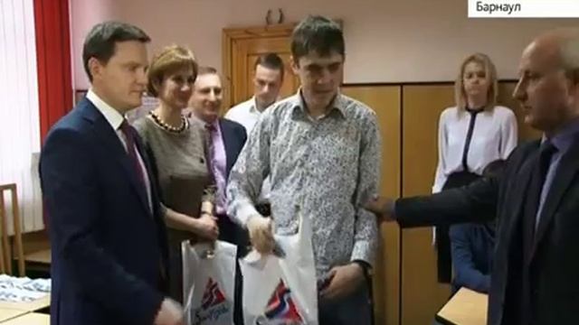 Несколько алтайских школьников сдали нормативы ГТО смотреть онлайн