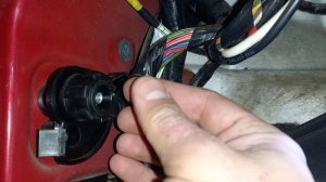 Hyundai i30 как открыть капот