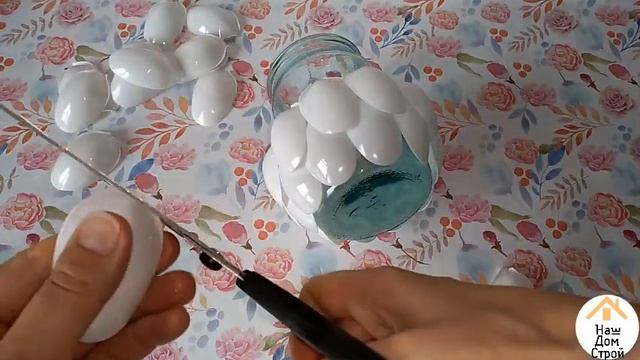 Как сделать ВАЗУ/ Ваза своими руками/ ВАЗА ИЗ пластиковых одноразовых ЛОЖЕК смотреть онлайн