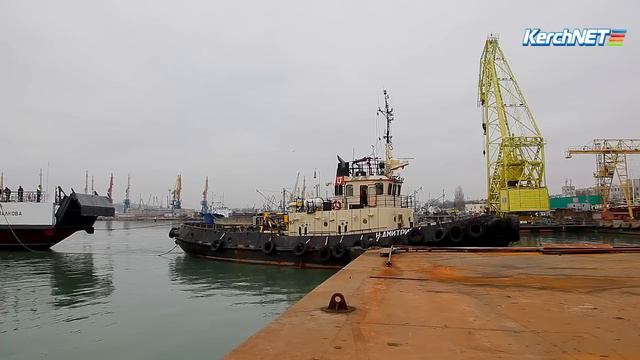 Новый керченский паром назвали в честь бабушки заказчика смотреть онлайн