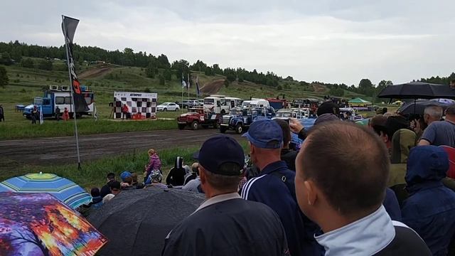 Соревнования по автокроссу Заборское г Курган ЗИЛ аварии перевороты смотреть онлайн