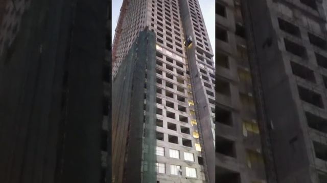 И вот: строится очередной человейник в Москве на районе Свиблово смотреть онлайн