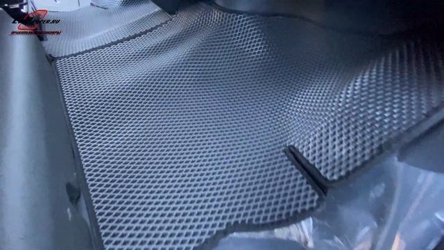 Газель НЕКСТ - ковры в кабину с 3Д формами... смотреть онлайн